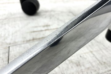 オカムラ バロンチェア 中古 Baron エクストラハイバック 可動肘 中古オフィス家具 固定ヘッドレスト ポリッシュフレーム ダークブルーの画像