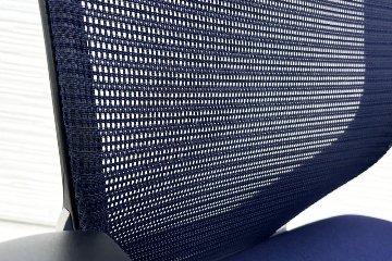 オカムラ バロンチェア 中古 Baron エクストラハイバック 可動肘 中古オフィス家具 固定ヘッドレスト ポリッシュフレーム ダークブルーの画像
