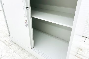 コクヨ エディア スライド書庫 中古 スチール書庫 ホワイト 収納家具 引き違い書庫 中古オフィス家具 900/400/785 シリンダー錠の画像