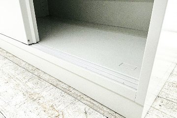 コクヨ エディア スライド書庫 中古 スチール書庫 ホワイト 収納家具 引き違い書庫 中古オフィス家具 900/450/760 シリンダー錠の画像