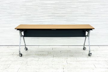 オカムラ INTERACT NT(インターアクトエヌティー)シリーズ ミーティングテーブル 中古 ネスティングテーブル 会議机 中古オフィス家具 1800/450/720の画像
