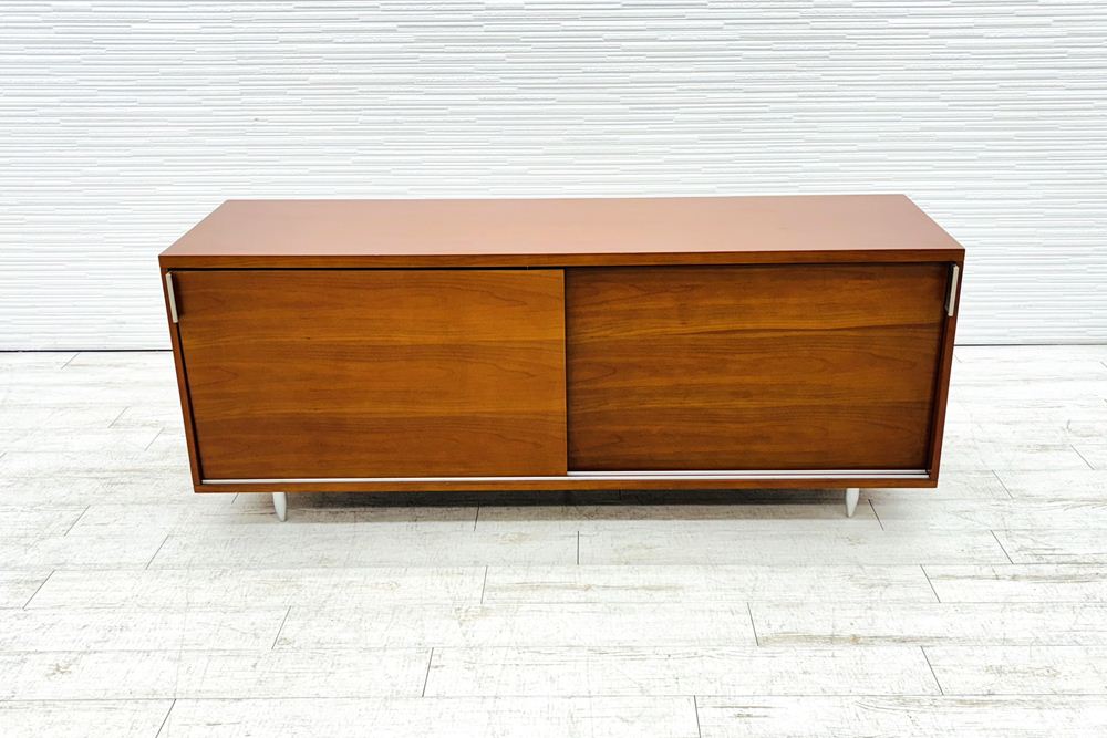 ローボード 木製 テレビ台 サイドボード スライド書庫 中古 収納家具 引き違い書庫 中古オフィス家具 1600/500/630の画像