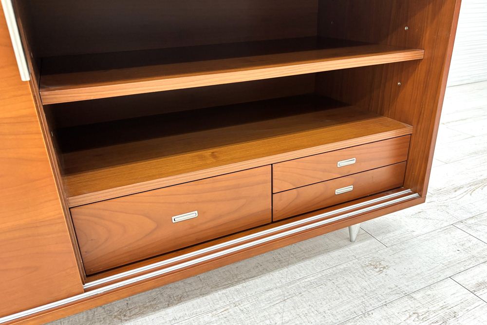 ローボード 木製 テレビ台 サイドボード スライド書庫 中古 収納家具 引き違い書庫 中古オフィス家具 1600/500/630の画像