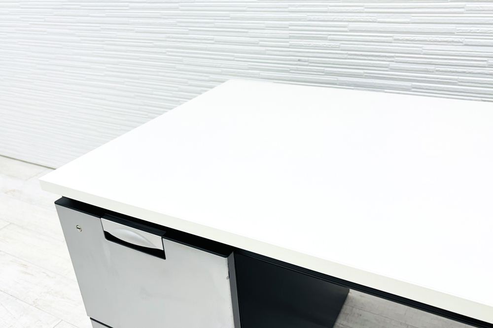 コクヨ デルフィ 中古 両袖デスク 両袖机 役員家具 中古オフィス家具 1400/700/700 天板ホワイトの画像