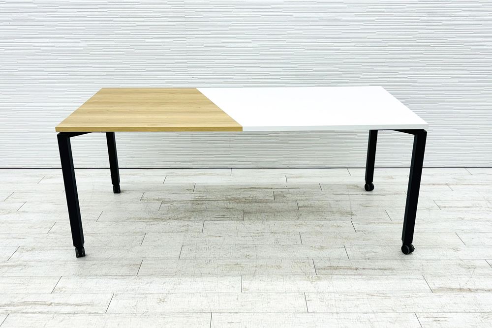 コクヨ ワークフィット 小型会議テーブル 中古 ミーティングテーブル 幅1800 中古オフィス家具 1800/900/720 ツートンカラーの画像