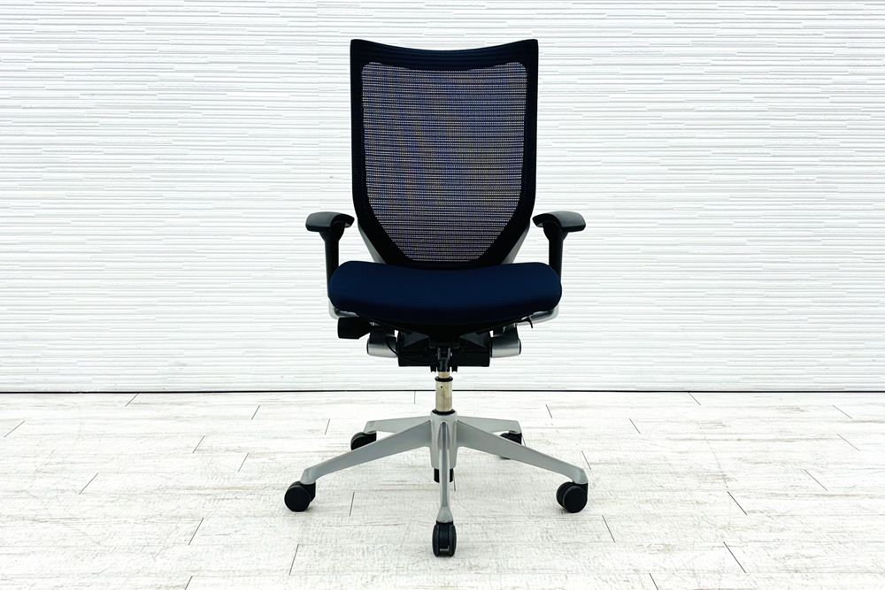 オカムラ バロンチェア 中古 可動肘(アジャストアーム) ハイバック メッシュ 中古オフィス家具 ダークブルーの画像