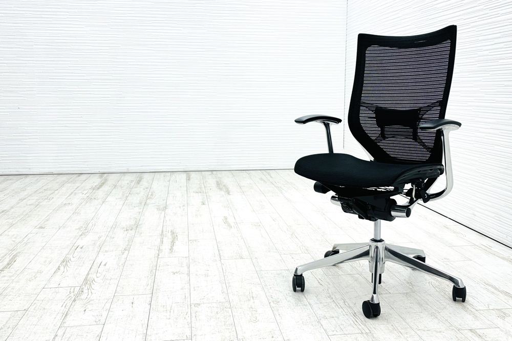 オカムラ バロンチェア Baron ハイバック 中古 2021年製 中古オフィス家具 固定肘 メッシュ デザインアーム ブラックの画像