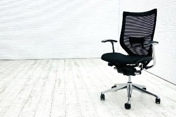 オカムラ バロンチェア Baron ハイバック 中古 2021年製 中古オフィス家具 固定肘 メッシュ デザインアーム ブラックの画像