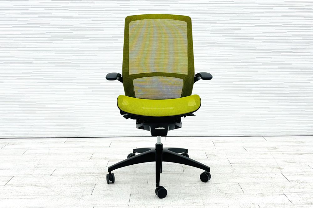 オカムラ フィノラチェア 中古 2020年製 Finora メッシュ 中古オフィス家具 固定肘 C745MR-F1E5 グリーンの画像