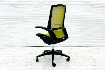 オカムラ フィノラチェア 中古 2020年製 Finora メッシュ 中古オフィス家具 固定肘 C745MR-F1E5 グリーンの画像