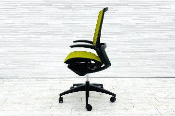 オカムラ フィノラチェア 中古 2020年製 Finora メッシュ 中古オフィス家具 固定肘 C745MR-F1E5 グリーンの画像