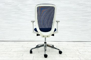 オカムラ シルフィーチェア 中古 2016年製 ハイバック 可動肘 中古チェア Sylphy クッション 中古オフィス家具 C685BW-FMP3 ミディアムブルーの画像
