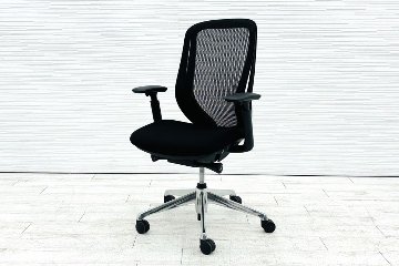 オカムラ シルフィーチェア 中古 2018年製 ハイバック 可動肘 中古チェア Sylphy クッション 中古オフィス家具 C685BR-FMP1 ブラックの画像