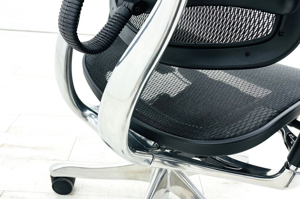 エルゴヒューマン プロ 中古 ヘッドレスト付き ergohuman HIGH Type 中古オフィス家具 高機能チェア ブラックの画像