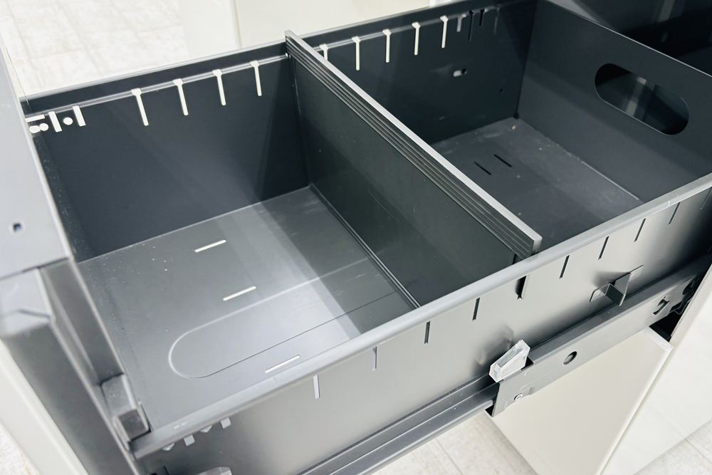 オカムラ 1400 両袖デスク 中古 OKAMURA 両袖机 中古オフィス家具 ホワイト 1400/700/720の画像
