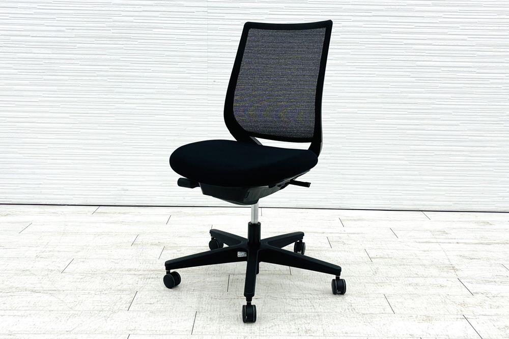 コクヨ ミトラチェア 2022年製 中古 ミトラ2 KOKUYO 背メッシュ 肘無 中古事務椅子 中古オフィス家具 ブラックの画像