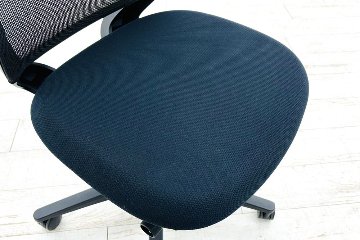 コクヨ ミトラチェア 2022年製 中古 ミトラ2 KOKUYO 背メッシュ 肘無 中古事務椅子 中古オフィス家具 ブラックの画像