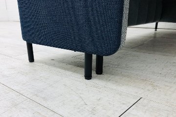 【2台セット】 コクヨ フォーレ 中古 パーテーション ソロワークブース ソロチェアブース  中古オフィス家具 1350/1350/2000 ネイビーの画像