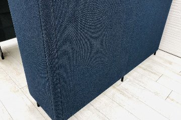 【2台セット】 コクヨ フォーレ 中古 パーテーション ソロワークブース ソロチェアブース  中古オフィス家具 1350/1350/2000 ネイビーの画像