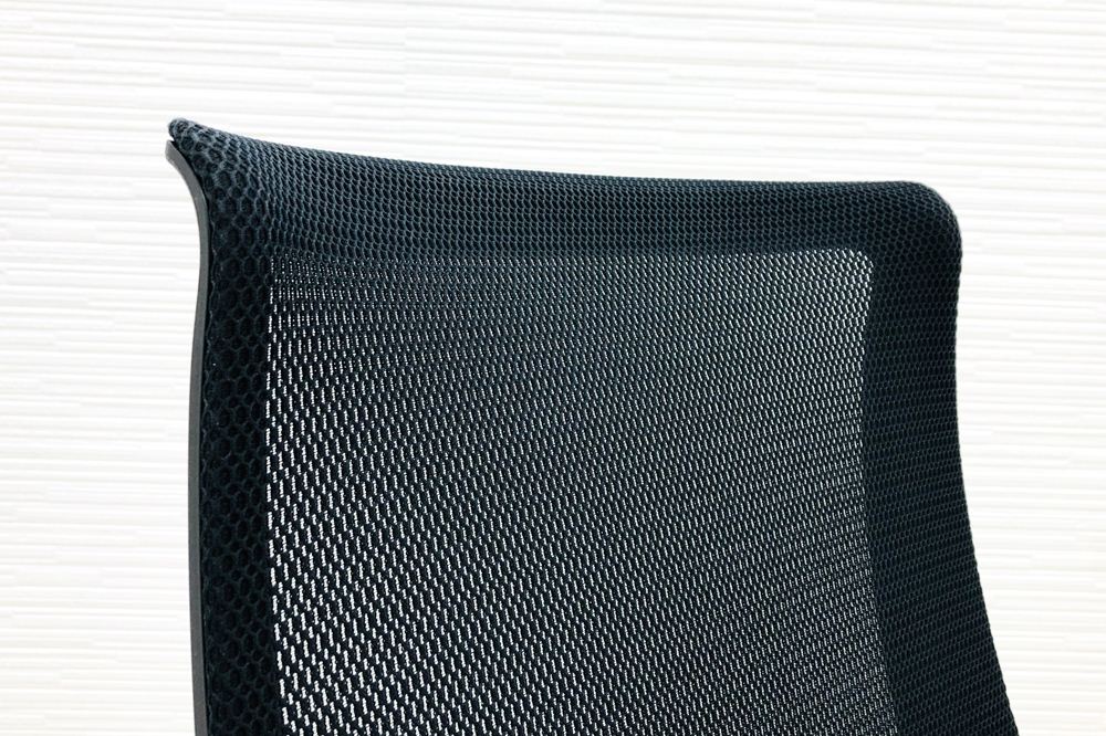 コクヨ ベゼルチェア 中古 2016年製 クッション Bezel 可動肘 KOKUYO 中古オフィス家具 ブラックの画像