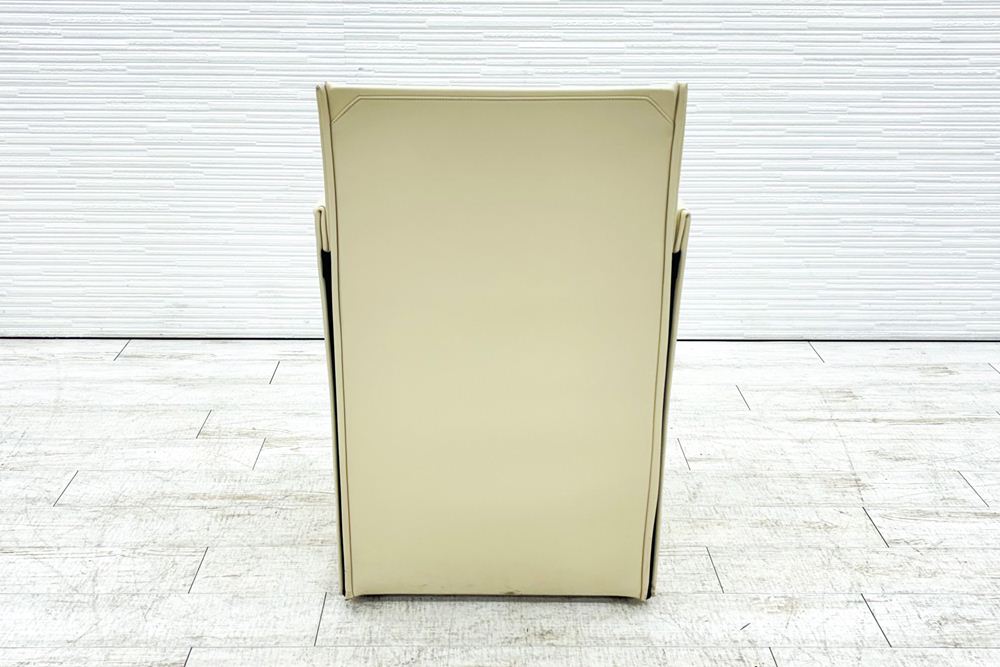 【6脚セット】 カッシーナ ブレーク アームチェア 中古 BREAK Cassina ミーティングチェア デザインチェア 中古オフィス家具 本革の画像