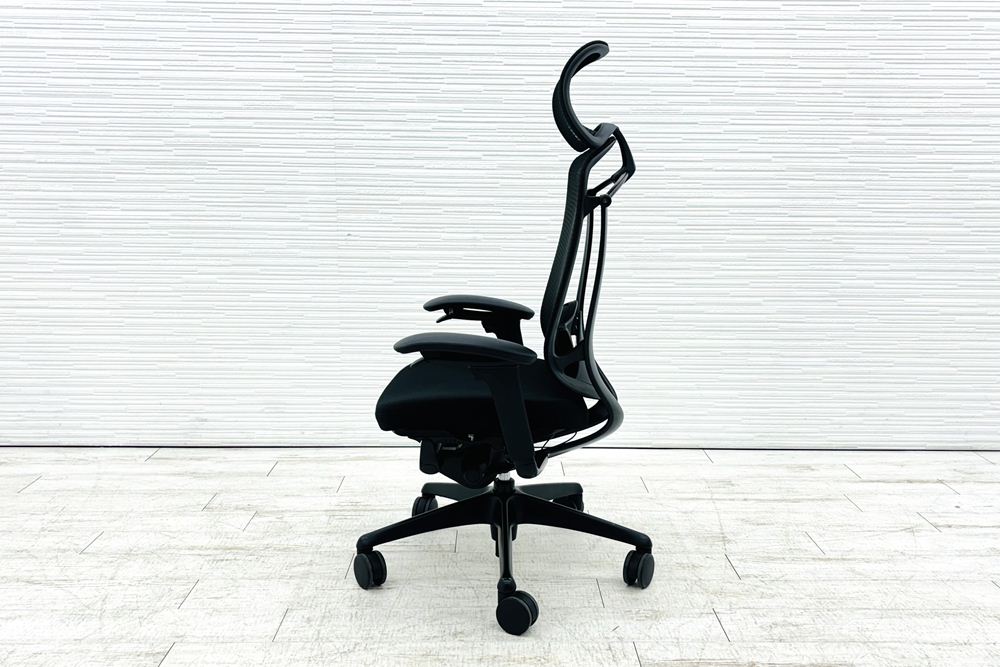 オカムラ コンテッサセコンダ 中古 2019年製 大型ヘッドレスト付き Contessa seconda コンテッサチェア 中古オフィス家具 ブラックの画像