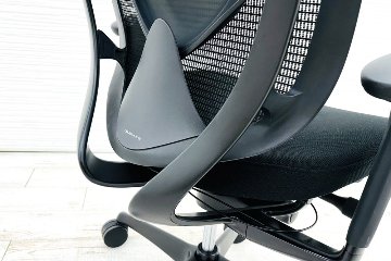 オカムラ コンテッサセコンダ 中古 2019年製 大型ヘッドレスト付き Contessa seconda コンテッサチェア 中古オフィス家具 ブラックの画像