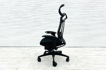 オカムラ コンテッサセコンダ 中古 2019年製 大型ヘッドレスト付き Contessa seconda コンテッサチェア 中古オフィス家具 ブラックの画像