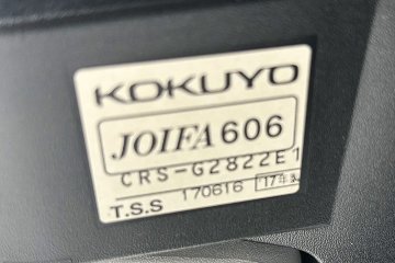 コクヨ ベゼルチェア 中古 2017年製 クッション Bezel 可動肘 KOKUYO 中古オフィス家具 ブルーの画像