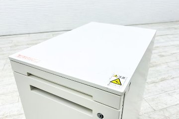 イトーキ スチールワゴン 3段ワゴン 中古 収納家具 袖机 脇机 ホワイト シリンダー錠 395/595/650の画像