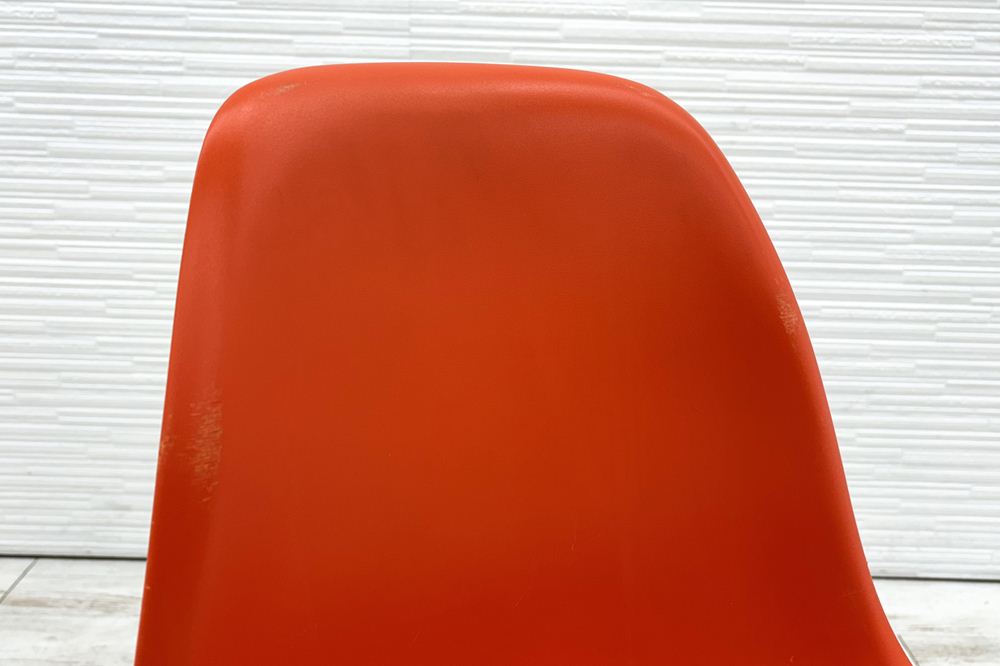 ヴィトラ イームズチェア 中古 Vitra Eames プラスチックサイドシェルチェア DSR クロームベース オレンジの画像