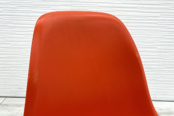 ヴィトラ イームズチェア 中古 Vitra Eames プラスチックサイドシェルチェア DSR クロームベース オレンジの画像