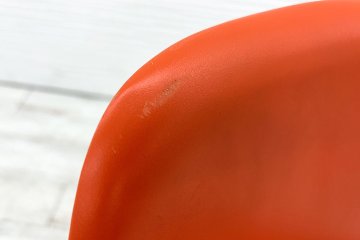 ヴィトラ イームズチェア 中古 Vitra Eames プラスチックサイドシェルチェア DSR クロームベース オレンジの画像