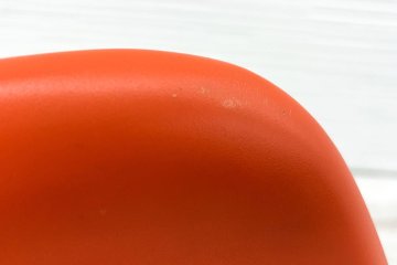 ヴィトラ イームズチェア 中古 Vitra Eames プラスチックサイドシェルチェア DSR クロームベース オレンジの画像