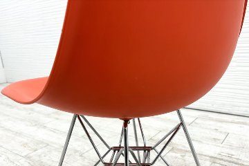 ヴィトラ イームズチェア 中古 Vitra Eames プラスチックサイドシェルチェア DSR クロームベース オレンジの画像