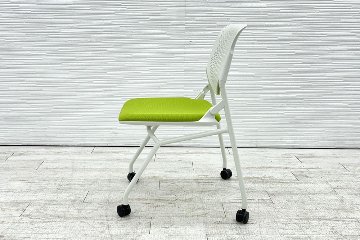 オカムラ ルナチェア 中古 ミーティングチェア 中古チェア 会議椅子 中古オフィス家具 81S1AY ライムグリーンの画像