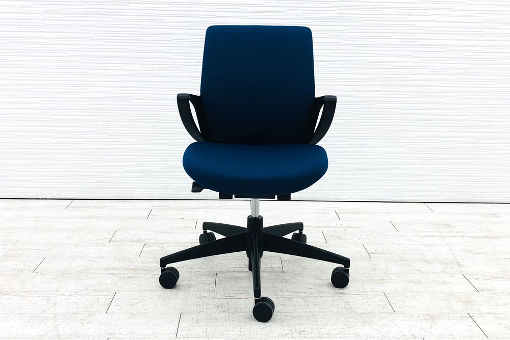 コクヨ ピコラチェア ローバック 中古 KOKUYO picora クッション 固定肘 中古オフィス家具 プルシアンブルーの画像