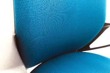 コクヨ ピコラチェア ローバック 中古 KOKUYO picora クッション 固定肘 中古オフィス家具 プルシアンブルーの画像