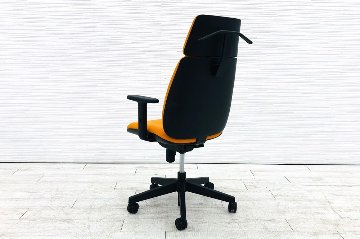 ユーチェア 中古 プラス PLUS Uチェア ハイバック 上下可動肘 中古オフィス家具 オレンジの画像