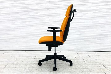 ユーチェア 中古 プラス PLUS Uチェア ハイバック 上下可動肘 中古オフィス家具 オレンジの画像