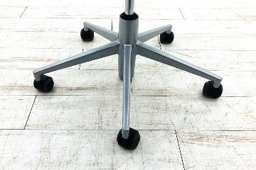 カッシーナ アリアス ローリングフレーム 中古 メッシュ 肘無 Cassina Alias ROLLINGFRAME ミーティングチェア 中古オフィス家具 ブラックの画像
