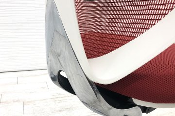 サブリナチェア 中古 オカムラ サブリナ Sabrina 2016年製 ハイバック メッシュ 中古オフィス家具 中古オフィスチェア C833BW-FSY9 レッドの画像