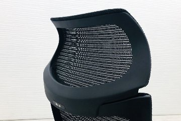 バロンチェア 中古 2018年製 オカムラ Baron ブラック 可動肘 エクストラハイバック 固定ヘッドレスト 中古オフィス家具 座クッションの画像