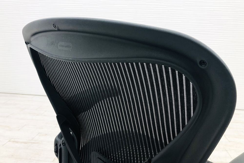 アーロンチェア 中古 Bサイズ ライト ハーマンミラー ポスチャーフィット Aeron Chairs Herman Miller 中古オフィス家具 肘ダイヤルの画像