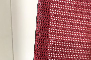 バロンチェア 中古 2020年製 オカムラ Baron 可動肘 ハイバック シルバーフレーム 中古オフィス家具 座クッション レッドの画像