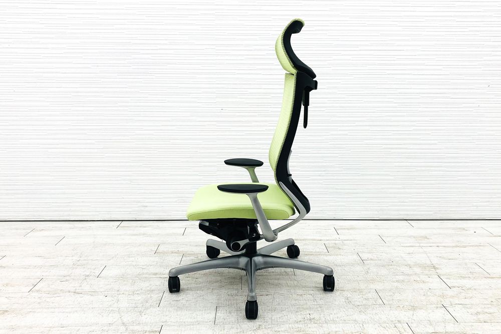 オカムラ アトラスチェア 中古 アトラス OKAMURA Atlas 座クッション 中古オフィス家具 ピスタチオグリーンの画像