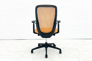 オカムラ シルフィーチェア 中古 ハイバック 可動肘 OKAMURA Sylphy 中古オフィス家具 オレンジの画像