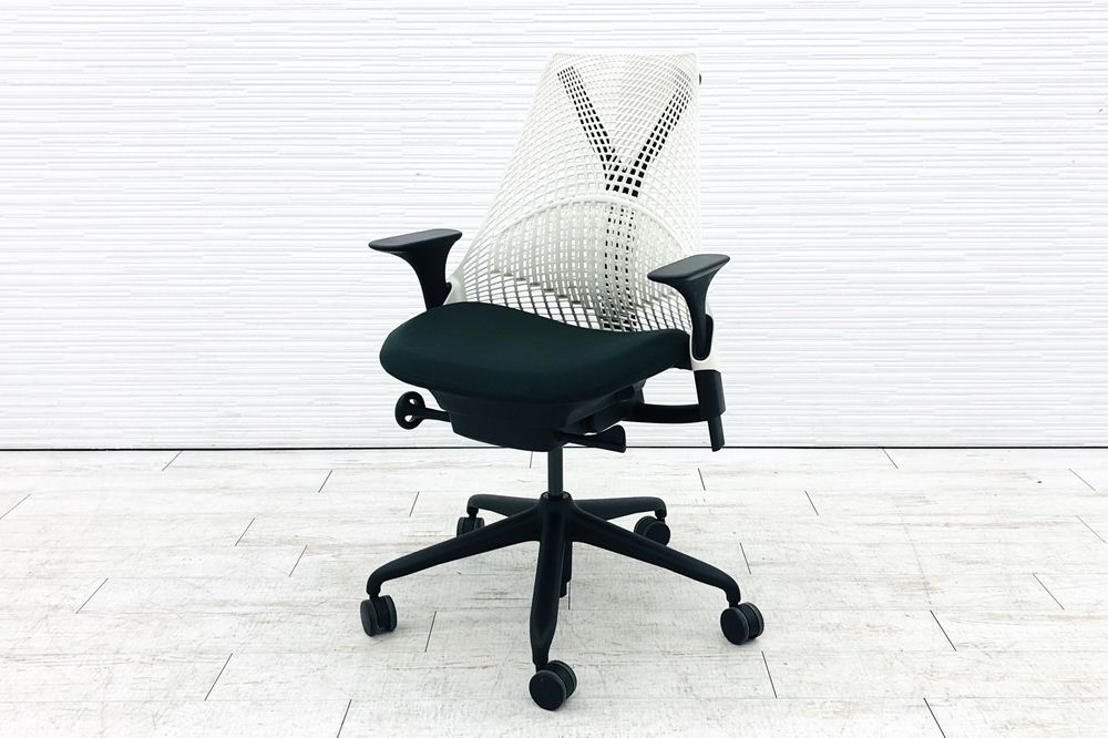 ハーマンミラー セイルチェア 中古 【前傾チルト無】 SAYL Chairs デザインチェア 中古オフィス家具 可動肘 ホワイト/ダークグリーンの画像