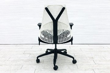ハーマンミラー セイルチェア 中古 【前傾チルト無】 SAYL Chairs デザインチェア 中古オフィス家具 可動肘 ホワイト/ダークグリーンの画像