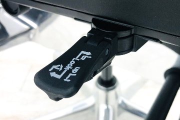 【未使用品】 自社保証有 エルゴヒューマンプロ2 オットマン 中古 ヘッドレスト付き ergohuman PRO2 Ottoman 中古オフィス家具 BKフレーム ブラックの画像